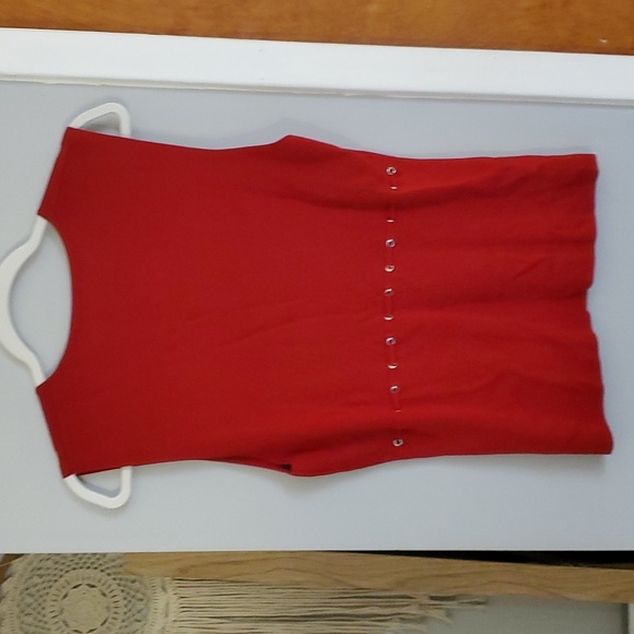 BCBG Maxazria Women's Sleeveless Top. - Picture 2 of 4